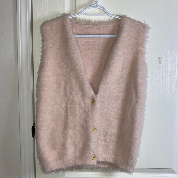 PINK FLUFFY VEST - Picture 1 of 1